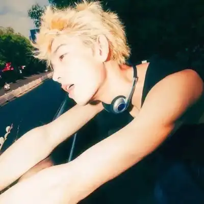 蓝军坚定留,马雷斯卡,欧冠席位争,Bet365直播中心,体育直播,赛事直播,实时数据,体育平台,直播观看