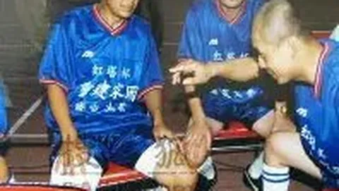 “NBA专访：字母哥回应詹姆斯赞誉：得分上限或超250分达275分”